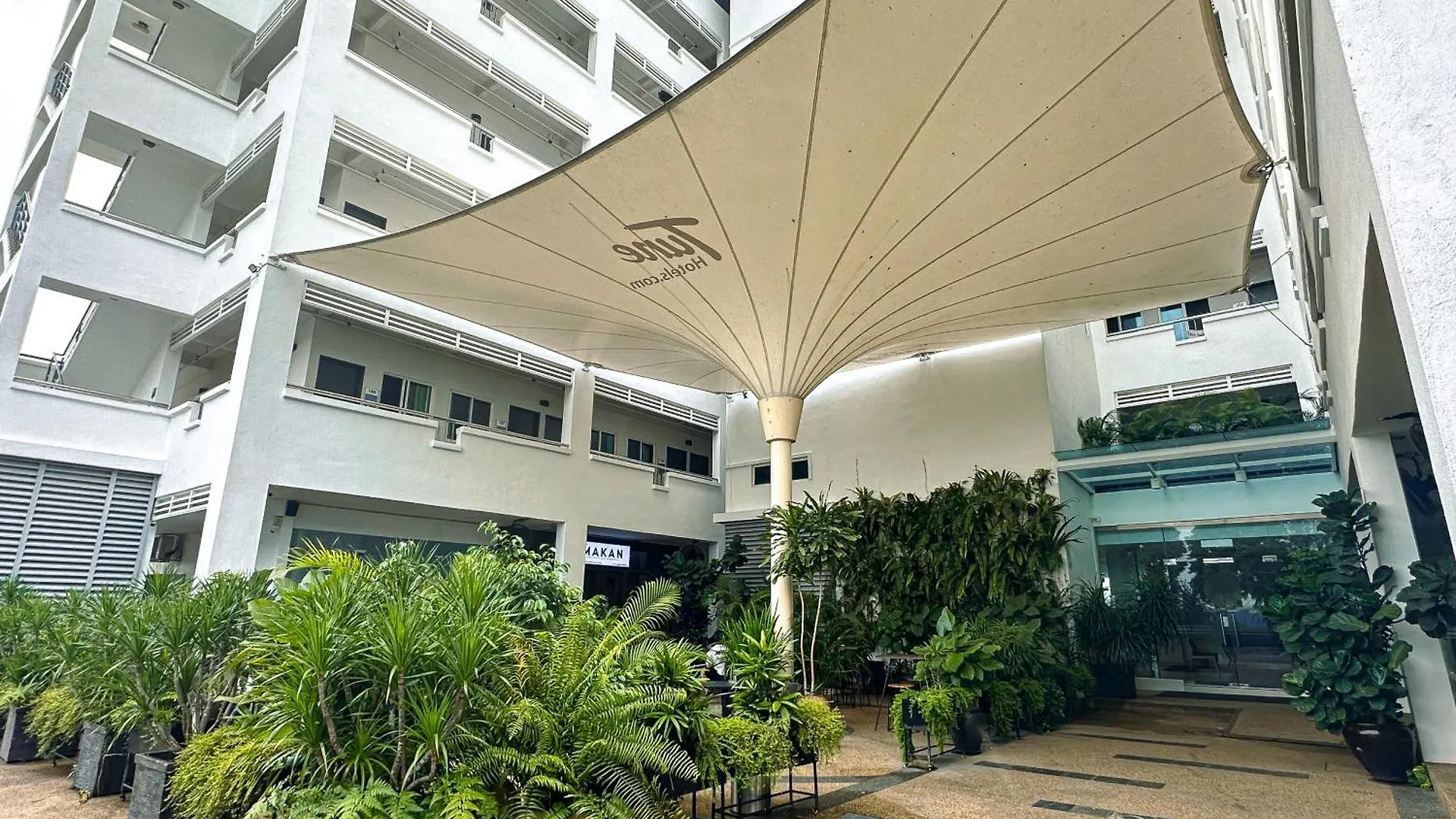 ***  Tune Hotel Klia Aeropolis Сепанг Малайзия
