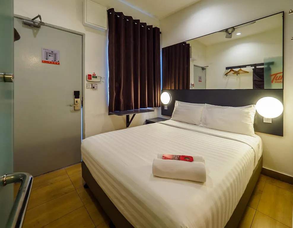 Tune Hotel Klia Aeropolis Сепанг